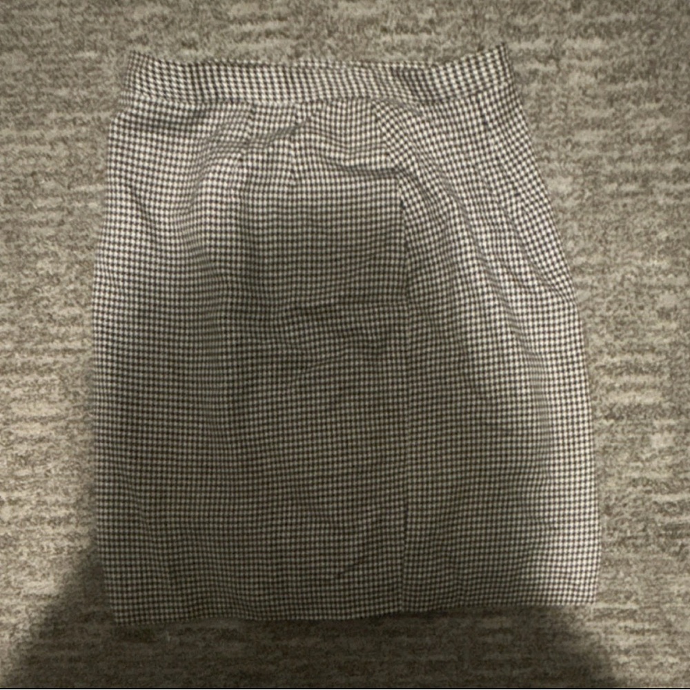 Vintage Nicole Clyne Black and White Houndstooth Skirt Lined Size 10 made in USA